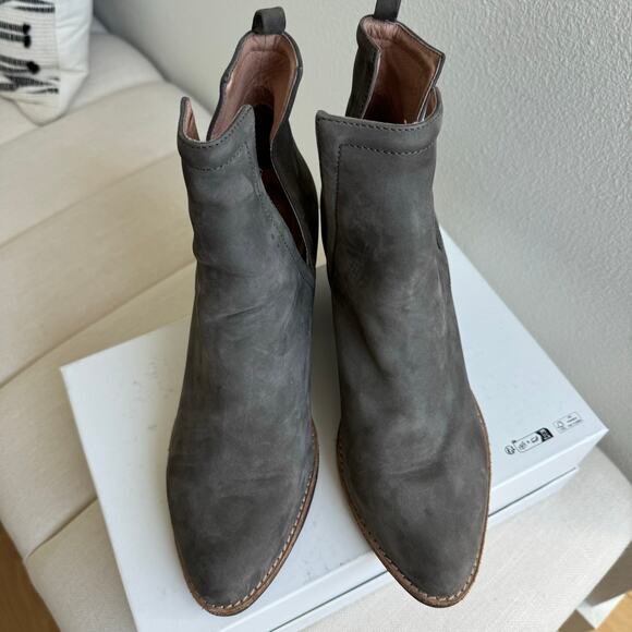 Jeffrey Campbell Orwell Gray Suede Leather Ankle Boots Size 9-Western - Picture 5 of 10